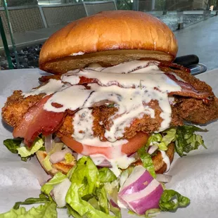food, chicken wings and fried chicken