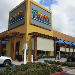 Front side Islands Restaurant