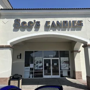 The Best Sweet tooth store in the Valley!