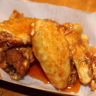 Honey-Sriracha Fried Chicken Wings