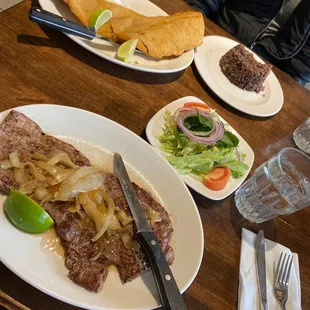 Palomilla Steak a La Americana