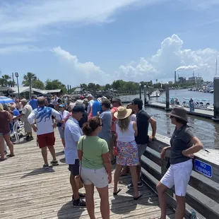 Waiting on the Swingin' Medallions to play.