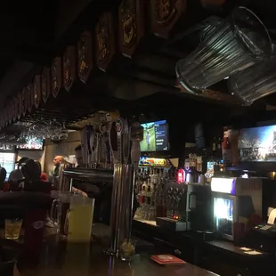 Irish plaques on the bar