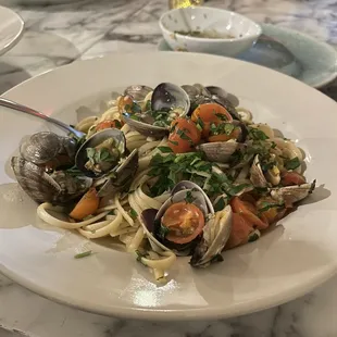 Linguine Vongole Macchiato