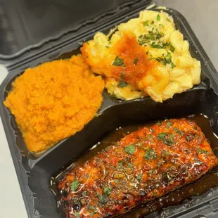 Sweet Chili Garlic Salmon