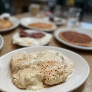 Biscuits &amp; Gravy