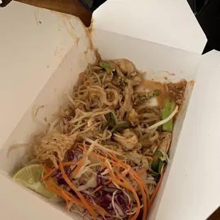 Chicken Pad Thai.