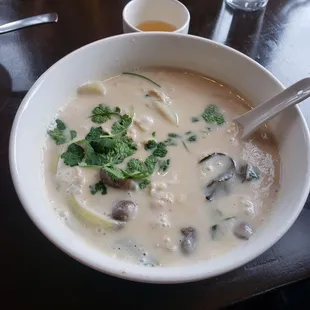 Kao Soi Gai Soup