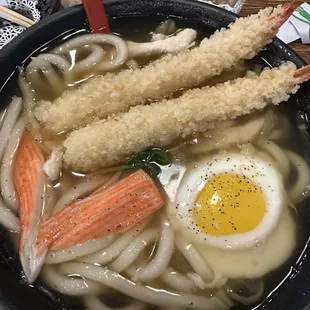 Nabeyaki Udon -- broth was NOT udon broth, there were hardly any veggies, and no chili pepper available...very disappointing!