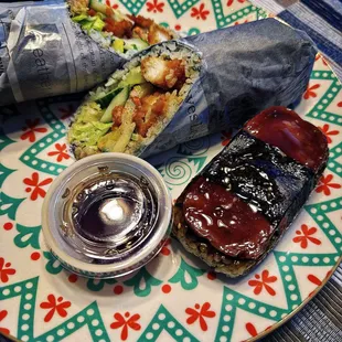 Tari Karaage and spam roll.