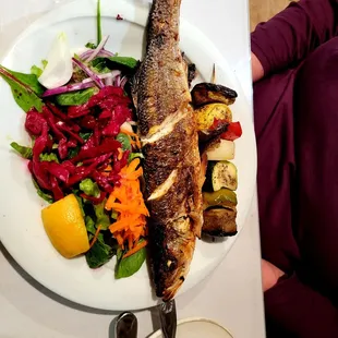 Mediterranian Branzini Fish (whole fish)