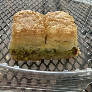 Baklava (2-piece)