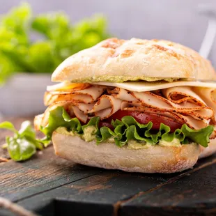 a turkey and lettuce sandwich