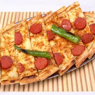 Pepperoni Sujuk Pide