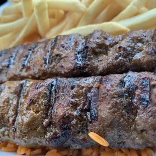 Adana plate with fries