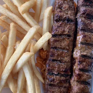 Adana plate with fries