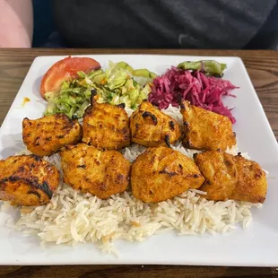 Chicken shish and lamb shish! Both very excellent! Would come back for sure!