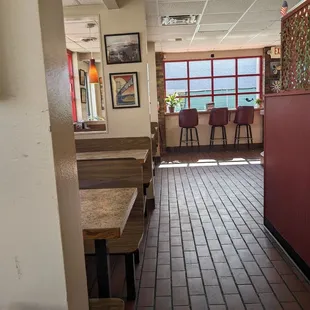 Interior/dining space