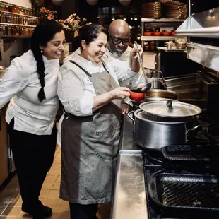 sushi and sashimi, interior