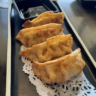 6 Pieces Gyoza