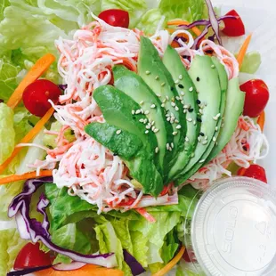 Kani avocado salad