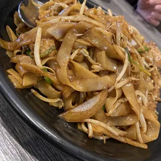 Chow Fun w. Sauce