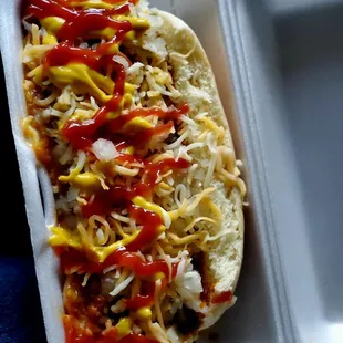 Chilli cheese dog