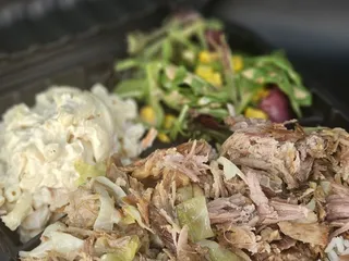 Howzit Hawaiian Kitchen