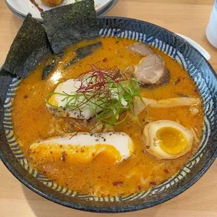 noodles, noodle soup, ramen, ramen and noodles, food, noodle dish