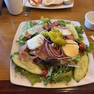 Italia Bella Antipasto Salad