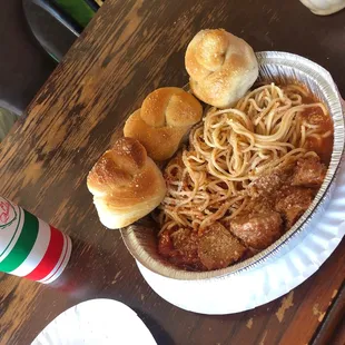 Spaghetti with meatballs