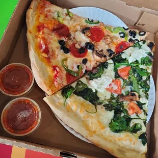 OMG the best pizza around here.