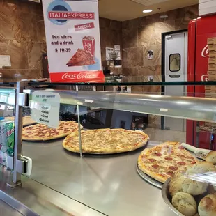pizza, interior