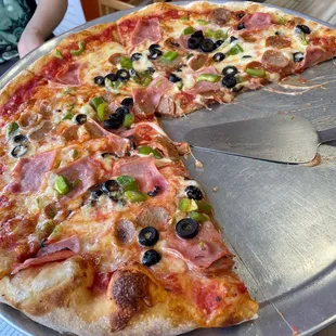 Sausage ham &amp; green pepper NY style!!