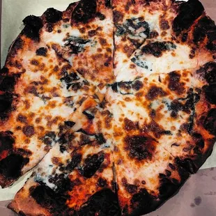 Burnt farking pizza