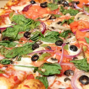 veggie amore pizza