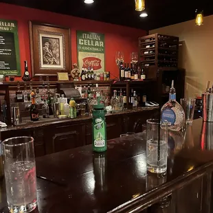 sushi and sashimi, interior