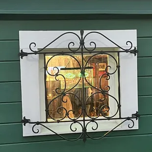 ramen and noodles, outside