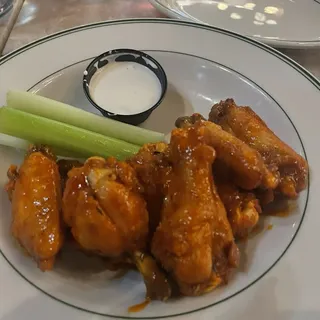 CHICKEN WINGS