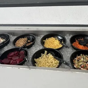 Salad bar - lots of fresh items