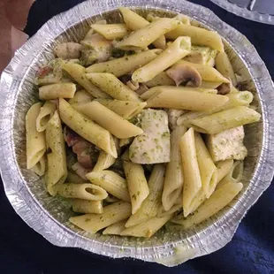 P4. Chicken Pesto Pasta