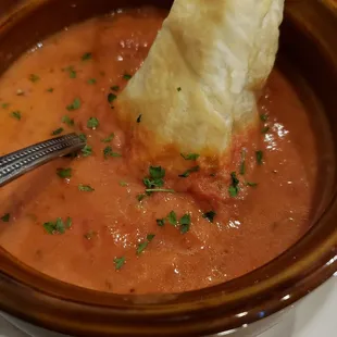 Tomato basil soup