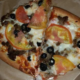 Mmmmmmmmm Greek Pizza Leftovers For Tomorrow's Breakfast!!!