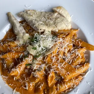 Pasta with saltimbocca sauce