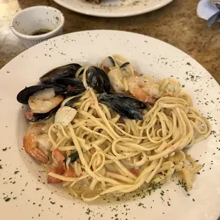 Chef 's Kitchen Special Our Best Ever Pasta BUT I changed the sauce to Alfredo! Absolutely amazing!