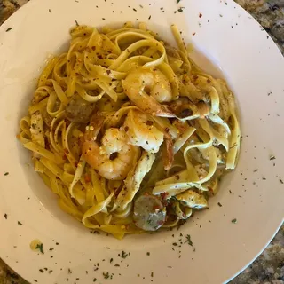 Cafe Land and Sea Ultimate Pasta Pasta