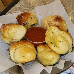 Garlic Knots