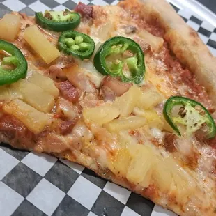 The Maui Slice w/ Jalapenos
