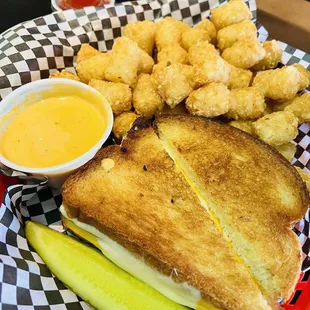 Grilled cheese basket!