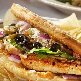 Chicken Greek Pita